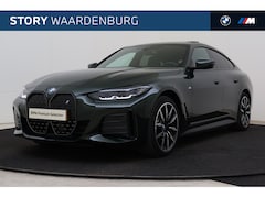 BMW i4 - eDrive35 High Executive M Sport / Schuif-Kanteldak / Stoelverwarming / Achteruitrijcamera