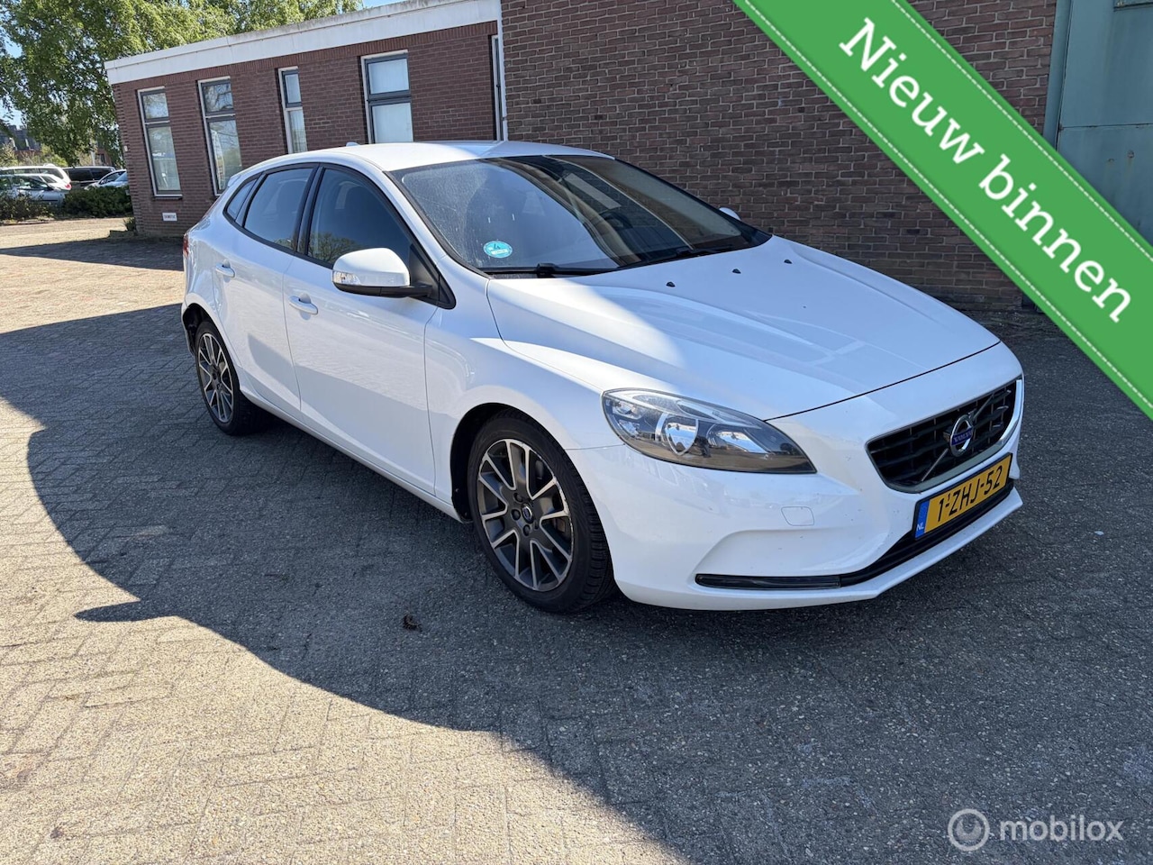 Volvo V40 - 2.0 D4 2.0 D4 - AutoWereld.nl