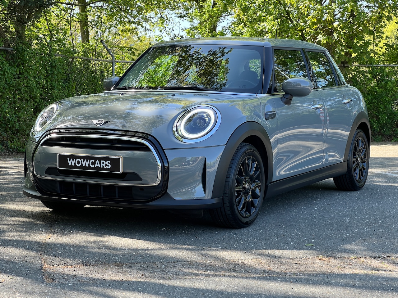 MINI Mini - 1.5 One Essential 5-Deuren - Apple CarPlay - Cruise Control - Airco - Navigatie - Led lampen - Dab Tuner - - AutoWereld.nl