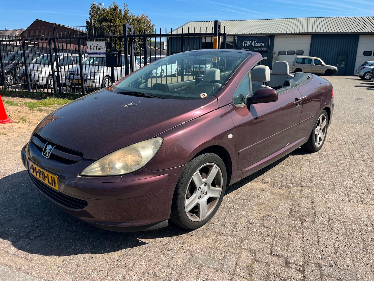 Peugeot 307 CC - 2.0-16V 2004 cabriolet 189.000 km AIRCO NAP - AutoWereld.nl
