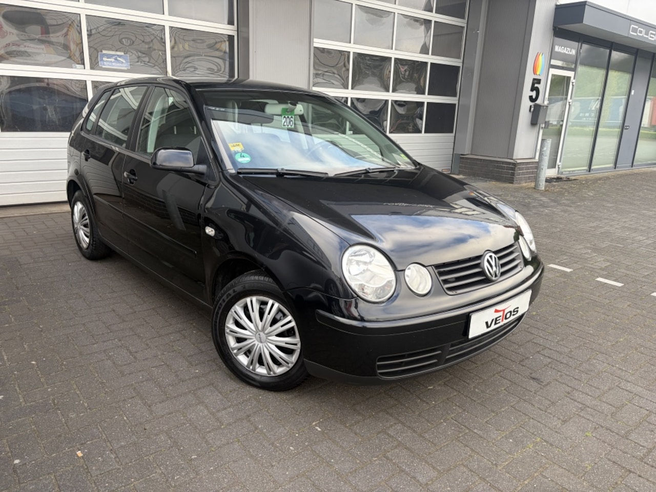 Volkswagen Polo - 1.2-12V Highline/ CRUISE / AIRCO / 5DRS - AutoWereld.nl