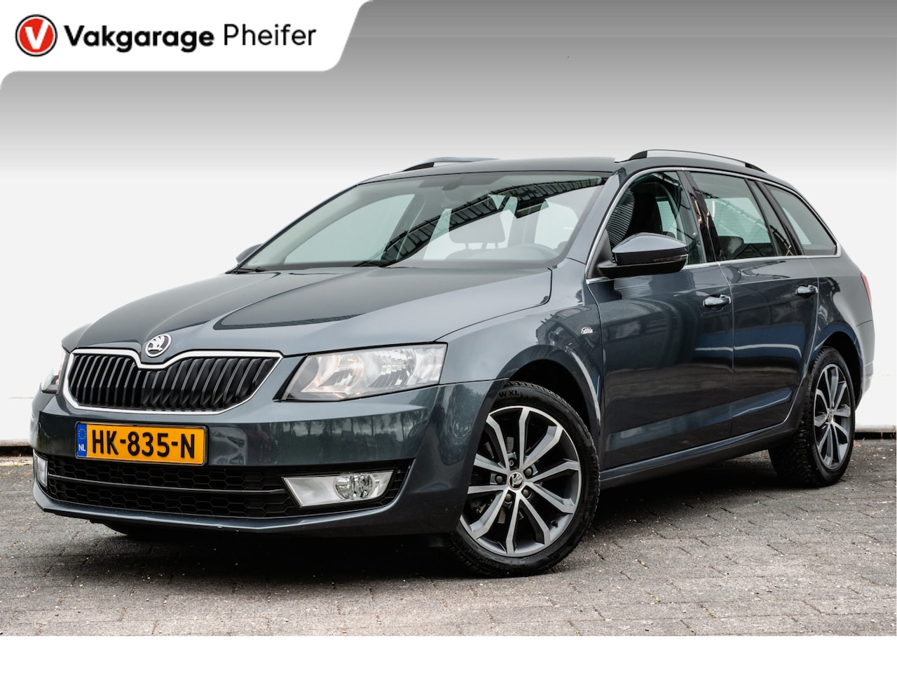 Skoda Octavia Combi - 1.6 TDI Greentech Edition Businessline Trekhaak/ Stoelverwarming/ Climate control/ Full ma - AutoWereld.nl