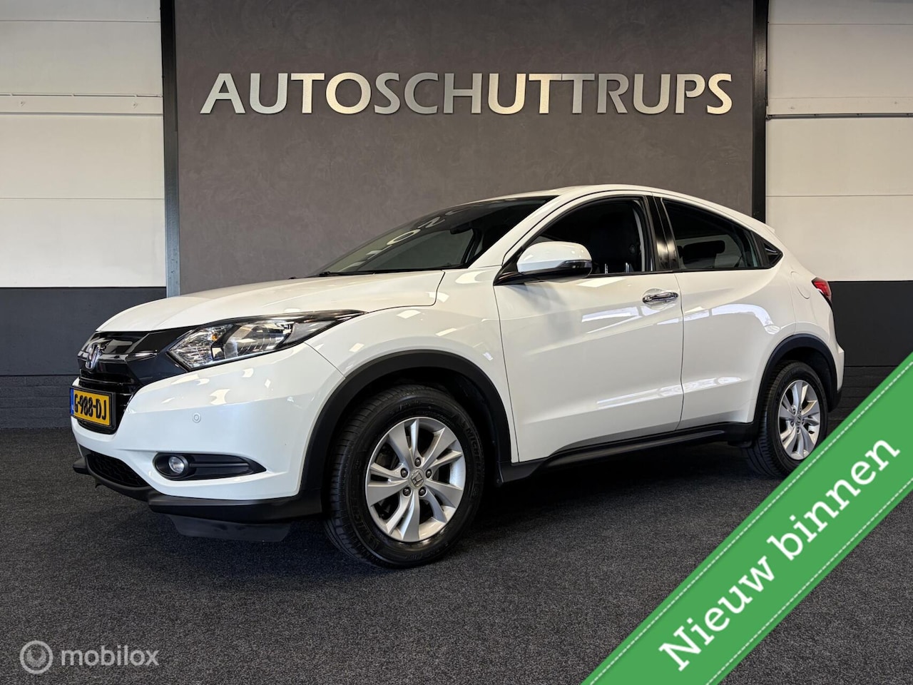 Honda HR-V - 1.5 i-VTEC Elegance STOELVERW. / AUTOMAAT / CRUISE / CLIMA / LMV / RIJKLAAR! / - AutoWereld.nl