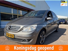 Mercedes-Benz B-klasse - 200 AUTOMAAT APK T/M 2-12-2026