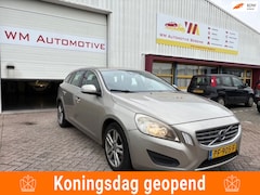 Volvo V60 - 1.6 D2 Kinetic AUTOMAAT