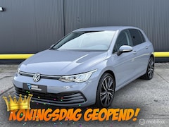 Volkswagen Golf - 1.5 eTSI Style Nardo Grijs | Automaat | ACC