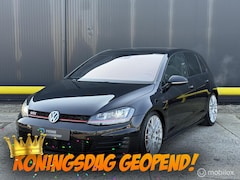 Volkswagen Golf - 2.0 TSI GTI Performance AUTOMAAT | ACC |