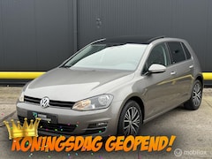 Volkswagen Golf - 1.6 TDI Highline PANORAMADAK | ACC | ECC |
