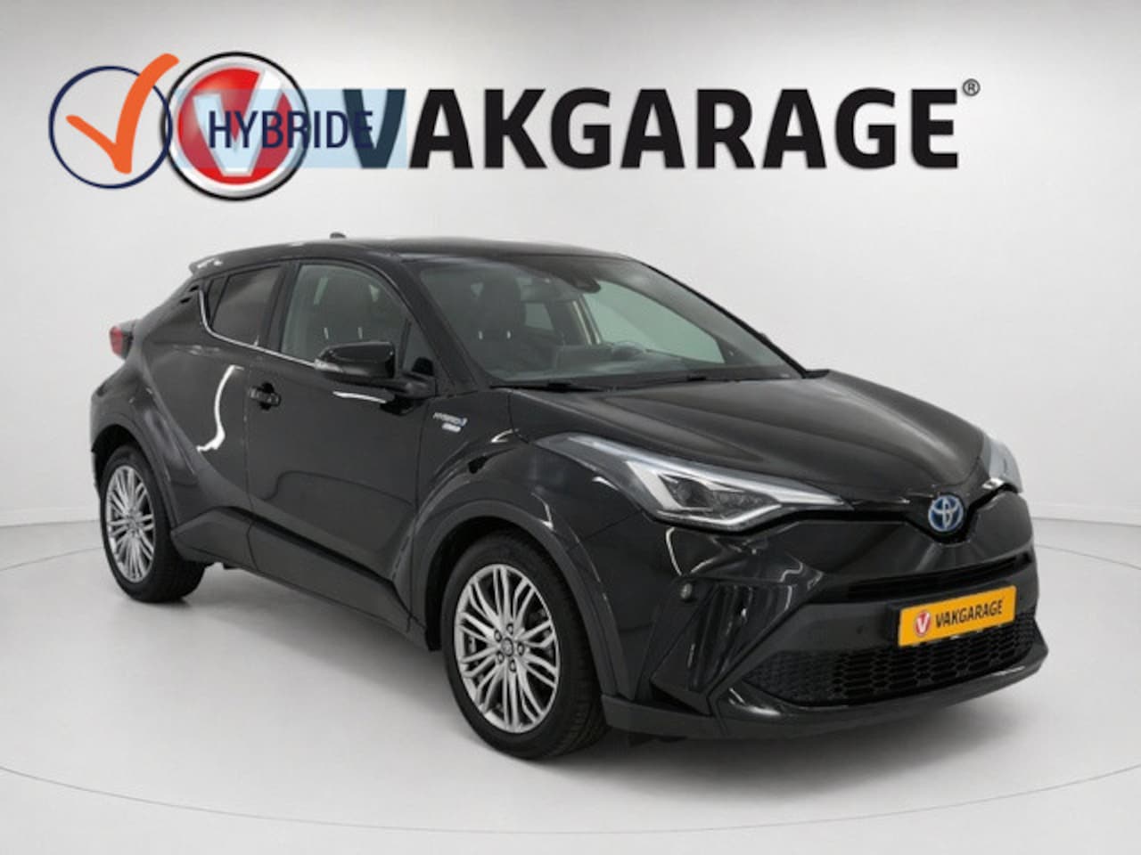Toyota C-HR - VERWACHT! 1.8 HYBRID EXECUTIVE AUTOMAAT (1e EIG.) + ECC/LEDER/STOELVERW./A - AutoWereld.nl