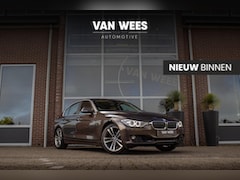 BMW 3-serie - 320i Upgrade Edition | NL auto | 2e eigenaar | HiFi audio | Xenon | Sportstuur | Stoelverw