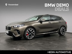 BMW 1-serie - 120 M Sport Design Edition | Panoramadak | Trekhaak | Harman Kardon | Comfort Access | Hea