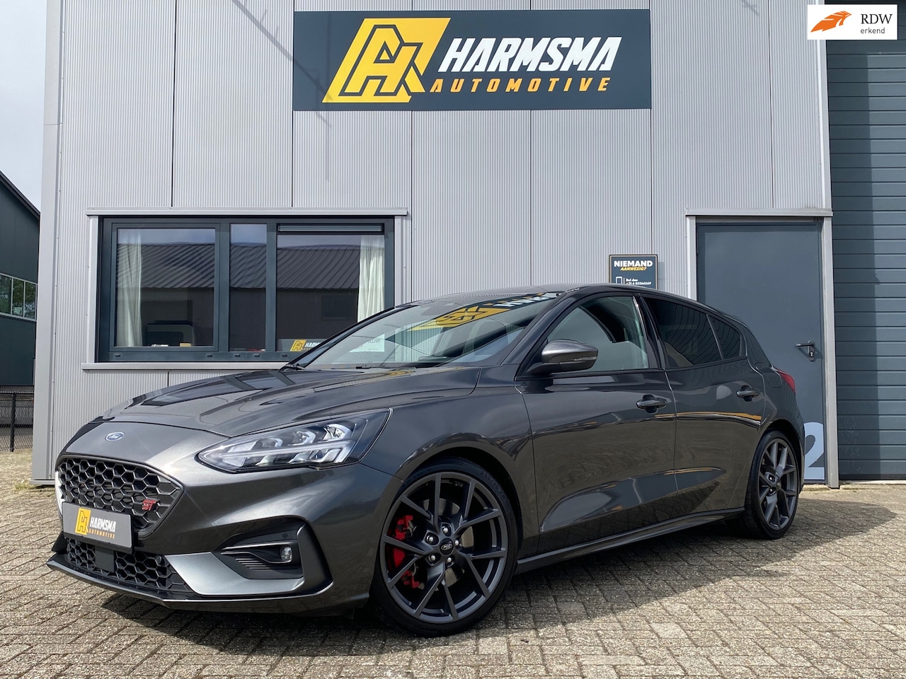 Ford Focus - - 2.3 EcoBoost ST-3 | B&O | Keyless | PDC | LED - AutoWereld.nl