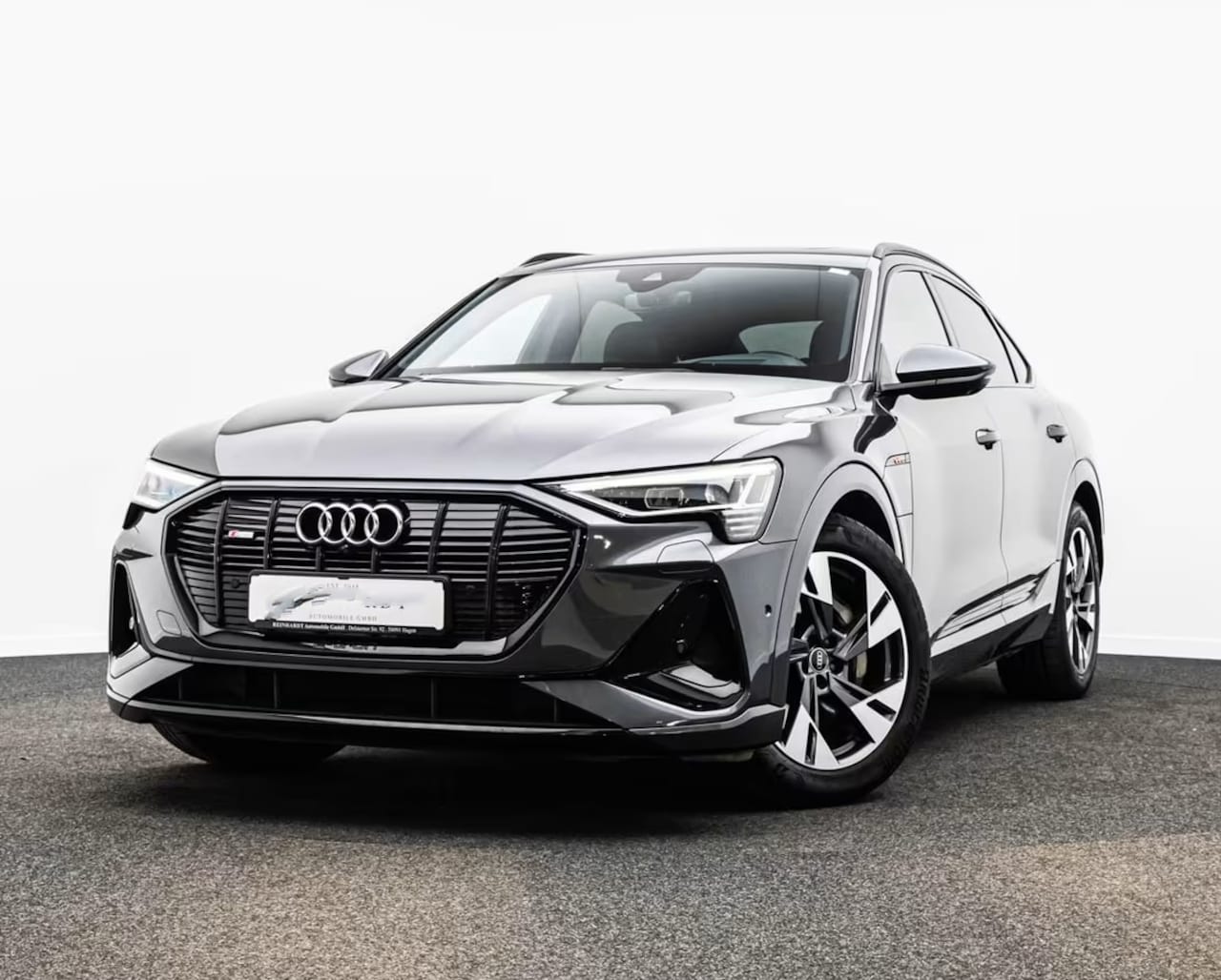 Audi e-tron Sportback - 55 Quattro S-LINE 95 kWh (300kW/408pk) ** S-LINE, LEDER, ACC, HuD, PANORAMA, 20-inch LMV, - AutoWereld.nl