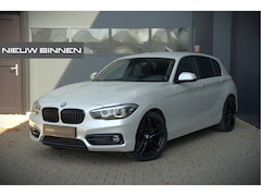 BMW 1-serie - 118i Sport Line Edition | Stoelverwarming | Cruise Control | Parkeersensoren | Navigatie |
