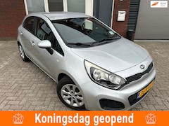 Kia Rio - 1.2 CVVT Comfort Pack / Navi / Camera / Airco / 5DRS / NAP