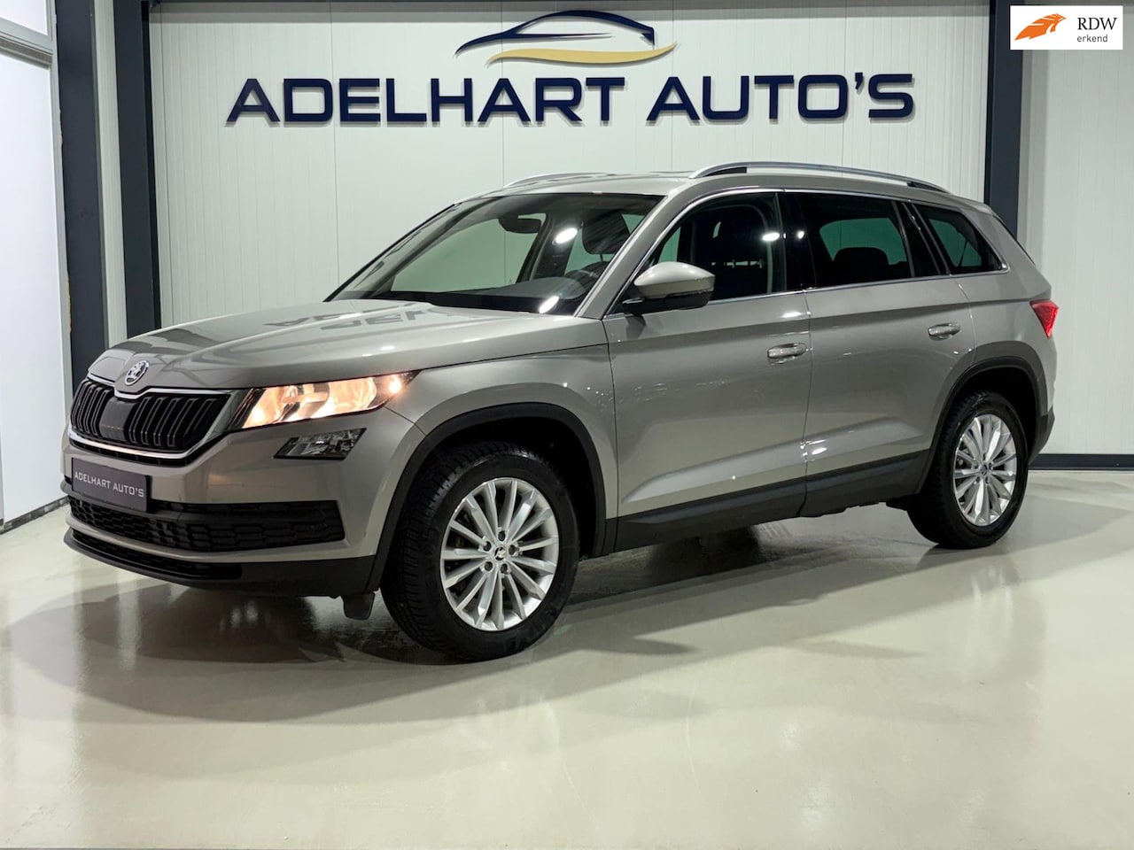 Skoda Kodiaq - 1.4 TSI Style 7pers 150 PK Automaat DSG / Navigatie full map / Apple CarPlay / Camera / Cr - AutoWereld.nl