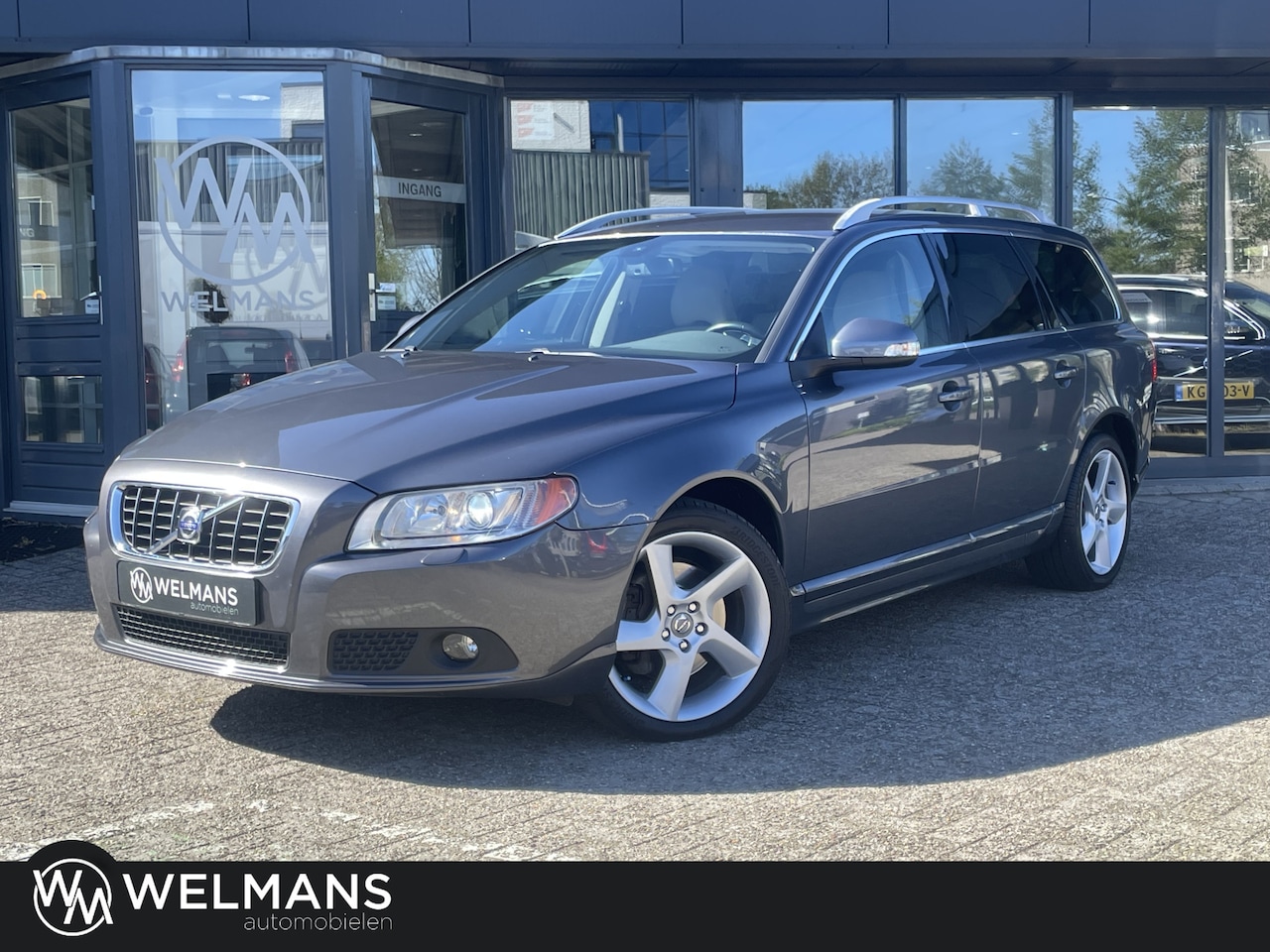 Volvo V70 - 3.0 T6 AWD Summum Youngtimer | 18 inch | Xenon - AutoWereld.nl