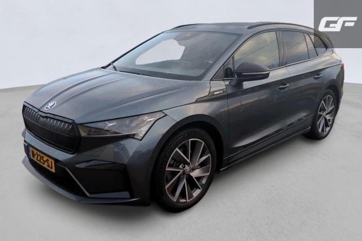 Skoda Enyaq iV - 60 Sportline Carplay Camera Sfeerver. Stoel/Stuur verwarming - AutoWereld.nl