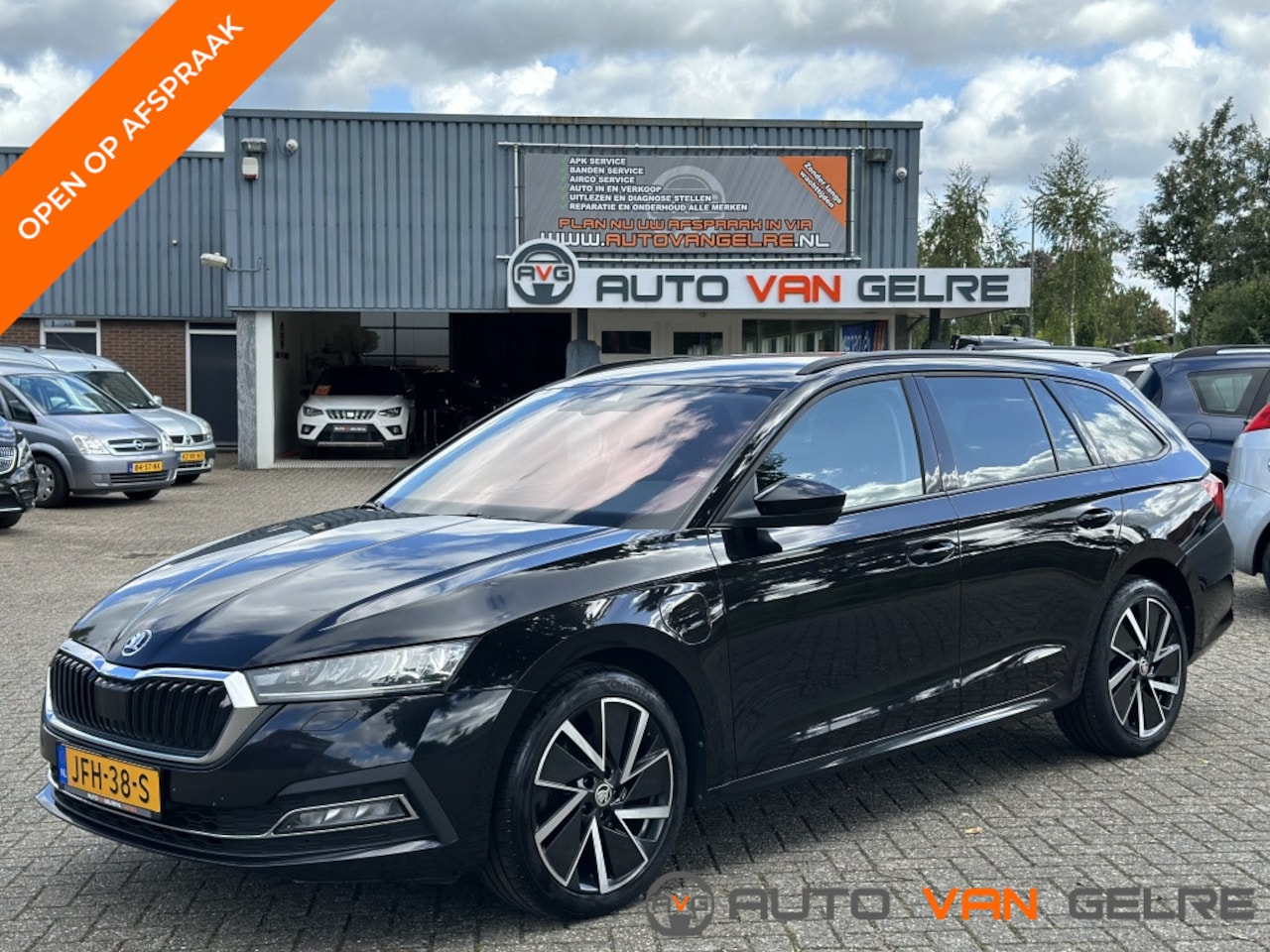 Skoda Octavia Combi - 1.4 TSI iV Rijk Uitgerust*Digital Dashboard*Full LED*Memory*Stoe - AutoWereld.nl
