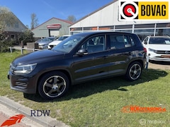 Volkswagen Tiguan - 1.4 TSI Sport&Style CARPLAY/STOELVERW/TREKHAAK