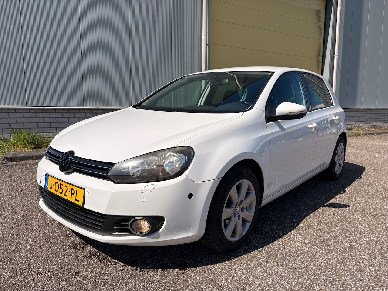 Volkswagen Golf - 1.2 TSI Trendline BlueMotion 1.2 TSI Trendline BlueMotion - AutoWereld.nl