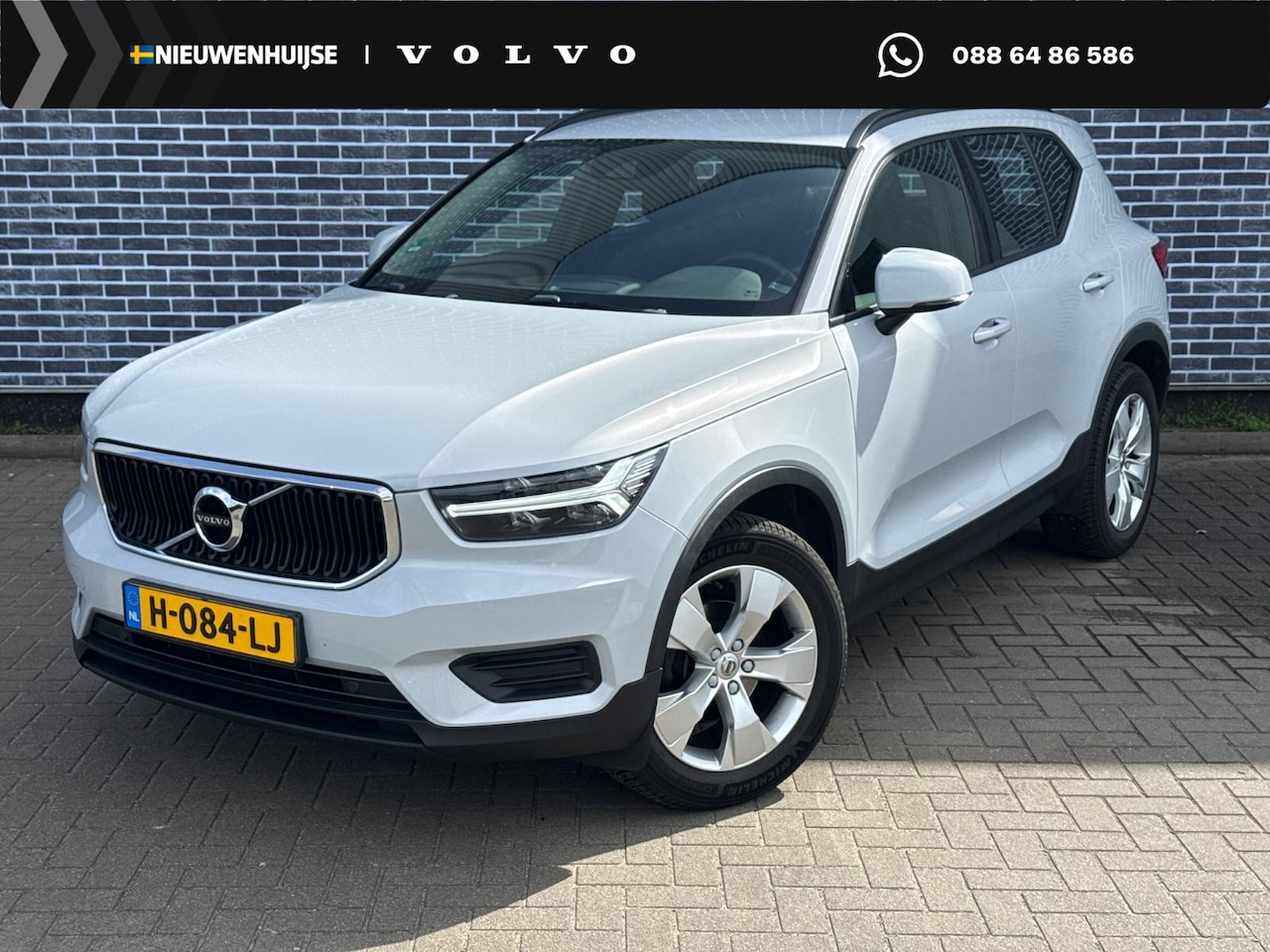 Volvo XC40 - 1.5 T3 | Navigatie | Trekhaak | Achteruitrijcamera | Stoelverwarming | Parkeersensoren | L - AutoWereld.nl