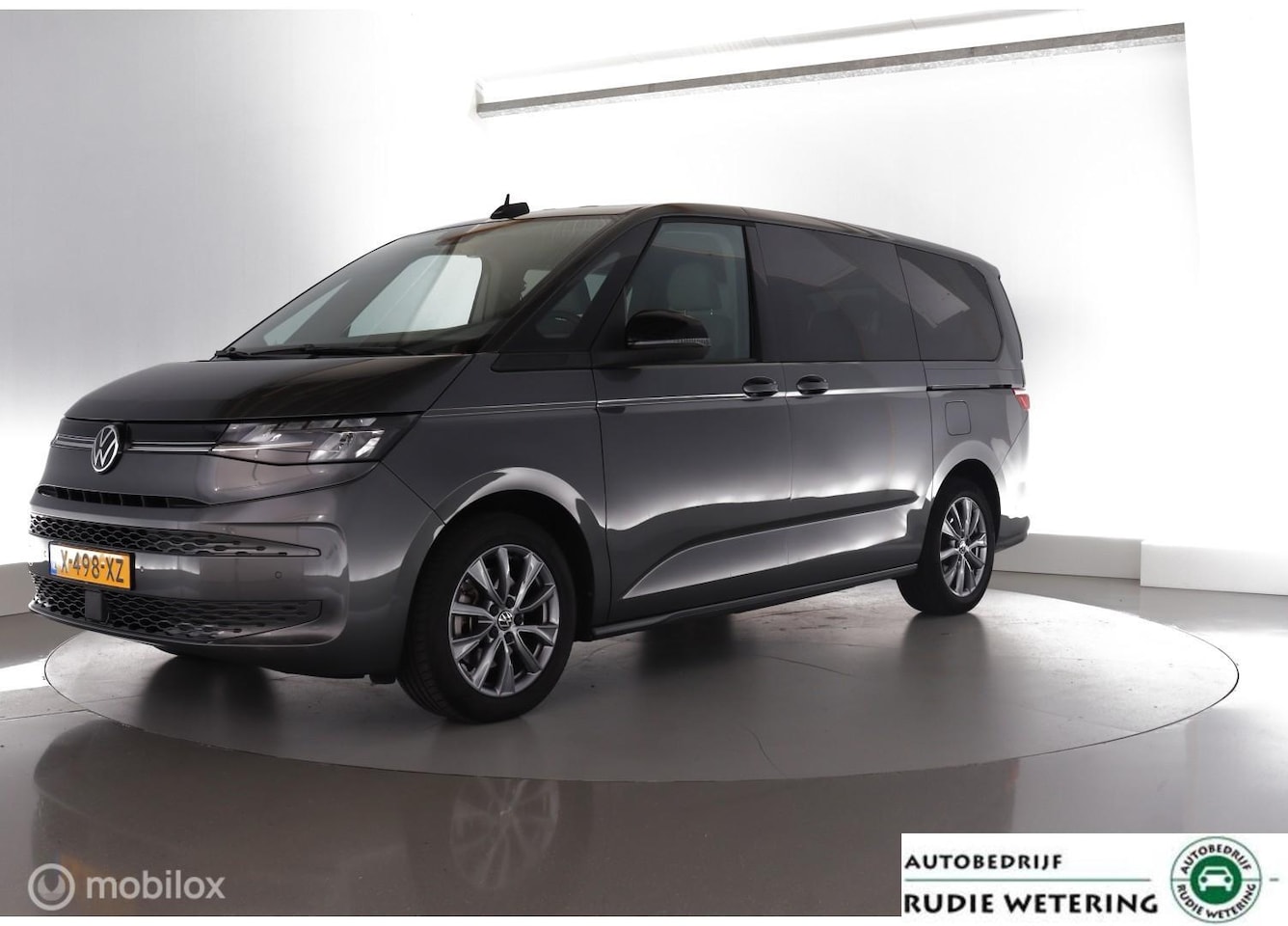 Volkswagen Multivan - 1.4 eHybrid 212PK L2H1 Life Business 7 Pers. - AutoWereld.nl