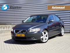 Volvo S40 - 2.4i-170PK Momentum R-Design Aut. Ecc Cruise Navi PDC NL-auto