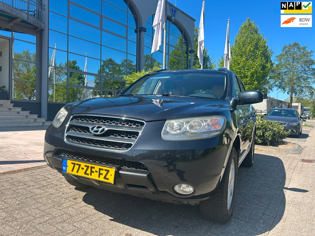 Hyundai Santa Fe - 2.7i V6 4WD Style aut /leer/navi/trekh,/N.A.P - AutoWereld.nl