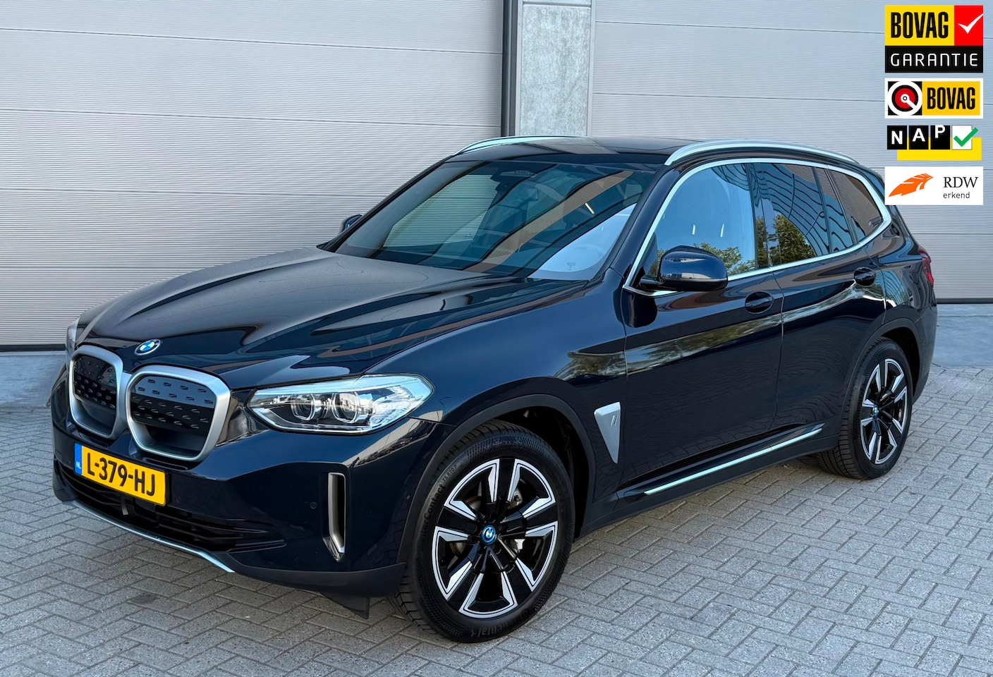 BMW iX3 - Executive 80 kWh 2021 Zwart SOH 92%|NAP|1E EIG - AutoWereld.nl