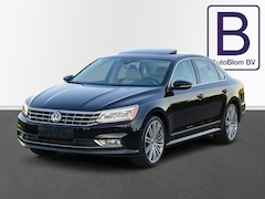 Volkswagen Passat - 3.6L V6 Highline /Unieke Auto/Nieuwstaat/