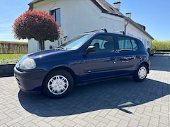 Renault Clio - 1.2 RN / Bj:1998 / apk tot 11-2026