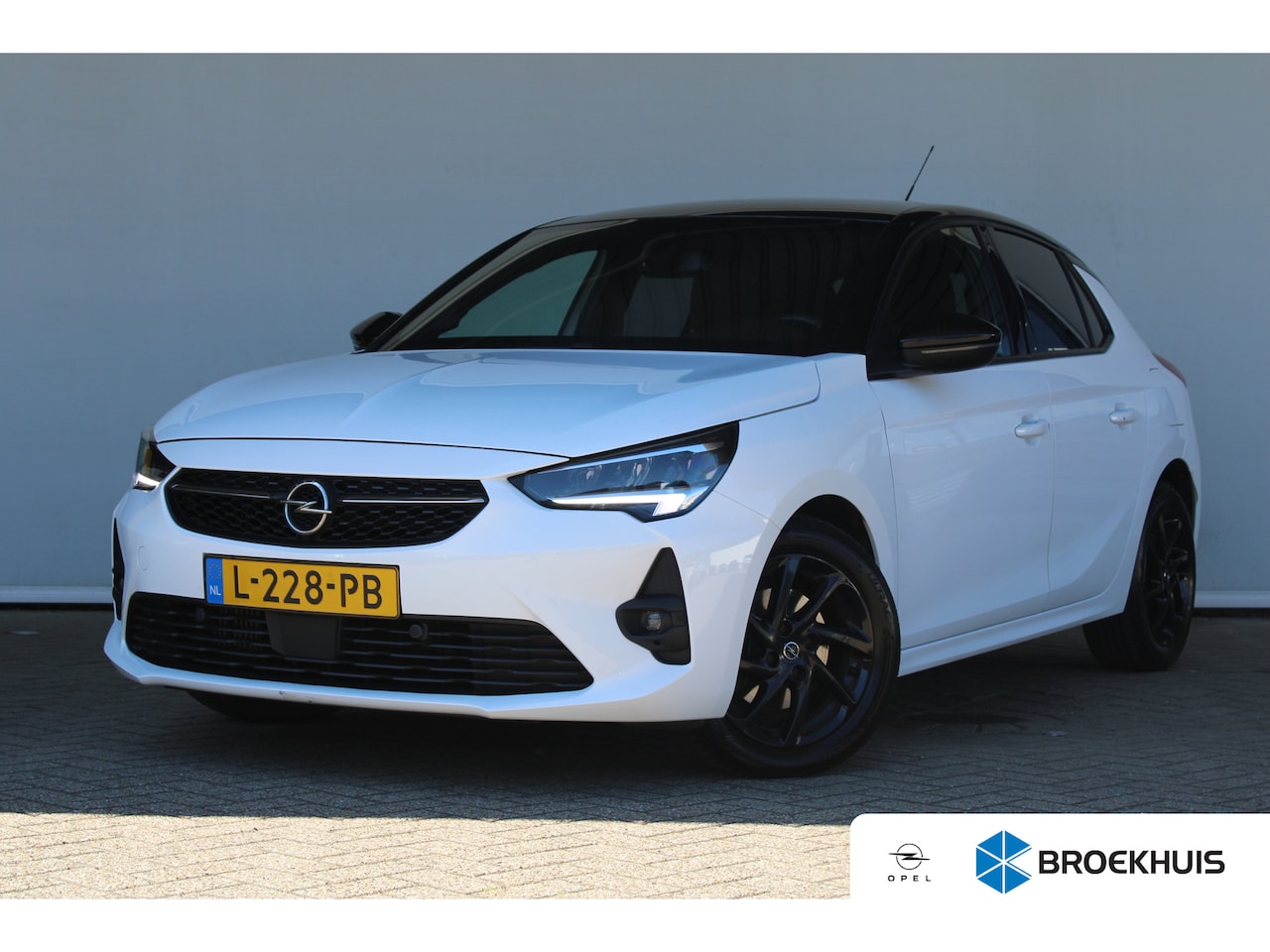 Opel Corsa - 1.2 GS Line | Apple carplay & Android auto | Parkeersensoren voor en achter | Cruise contr - AutoWereld.nl