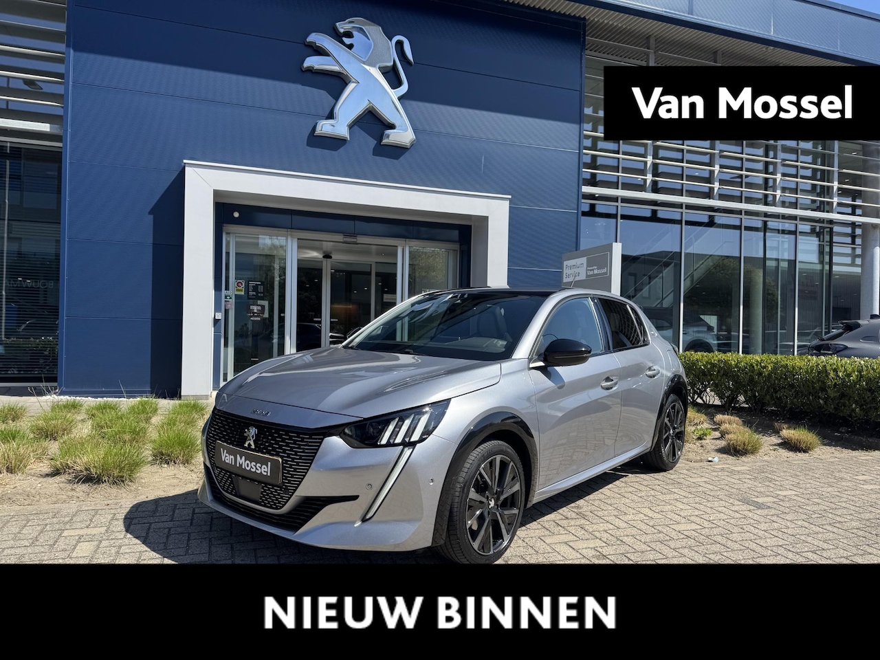 Peugeot 208 - PureTech 130 GT Pack l Panoramadak l Navi l Camera l Apple CarPlay & Android Auto - AutoWereld.nl