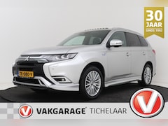 Mitsubishi Outlander - 2.4 PHEV Instyle | Trekhaak | Schuif-/Kanteldak | Org NL | Facelift | CarPlay | Camera |