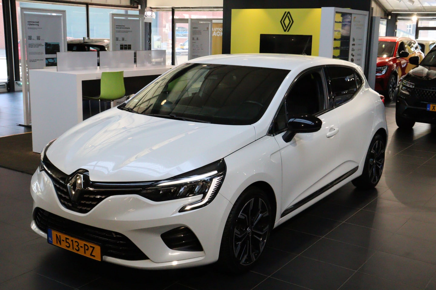Renault Clio - TCe 90pk Intens - AutoWereld.nl