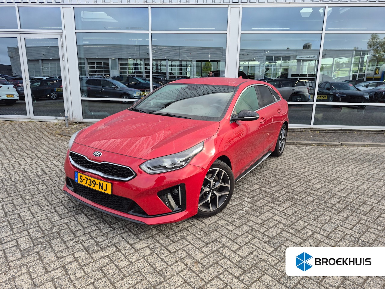 Kia Pro cee'd - 1.0 T-GDI GT-Line 120PK | Achteruitrijcamera | Cruise control | DAB | Keyless | Navigatie - AutoWereld.nl