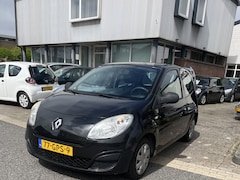 Renault Twingo - 1.2 Authentique Airco Keurig nette en goed rijdende Twingo Apk 23-11-2026
