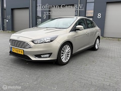 Ford Focus - 1.0 Titanium Edition Sedan – 2015 – 174.000 km
