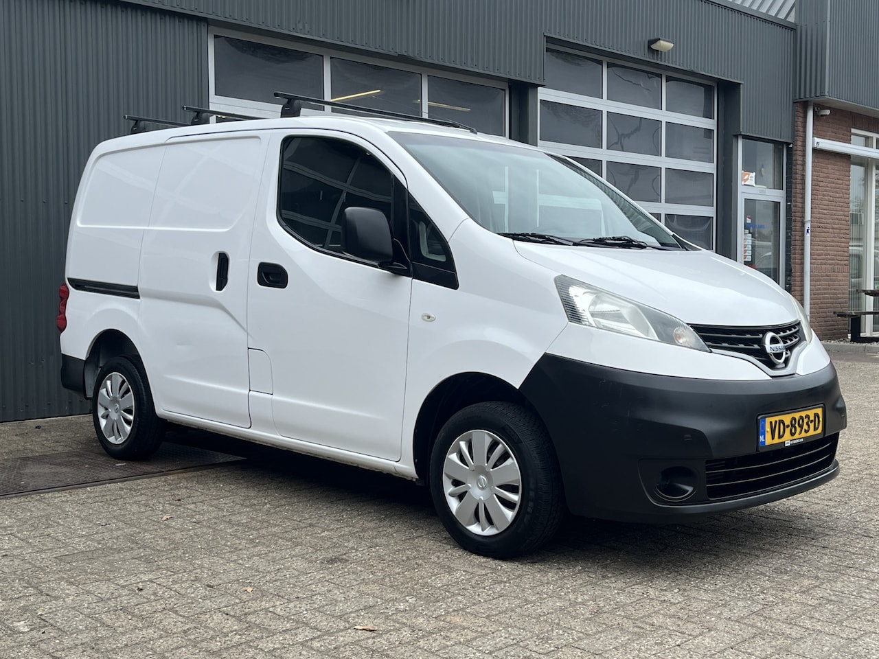Nissan NV200 - 1.5 dCi VIsia Airco Cruise controle Telefoonverbinding 2-Persoons Kastinrichting Stuurwiel - AutoWereld.nl