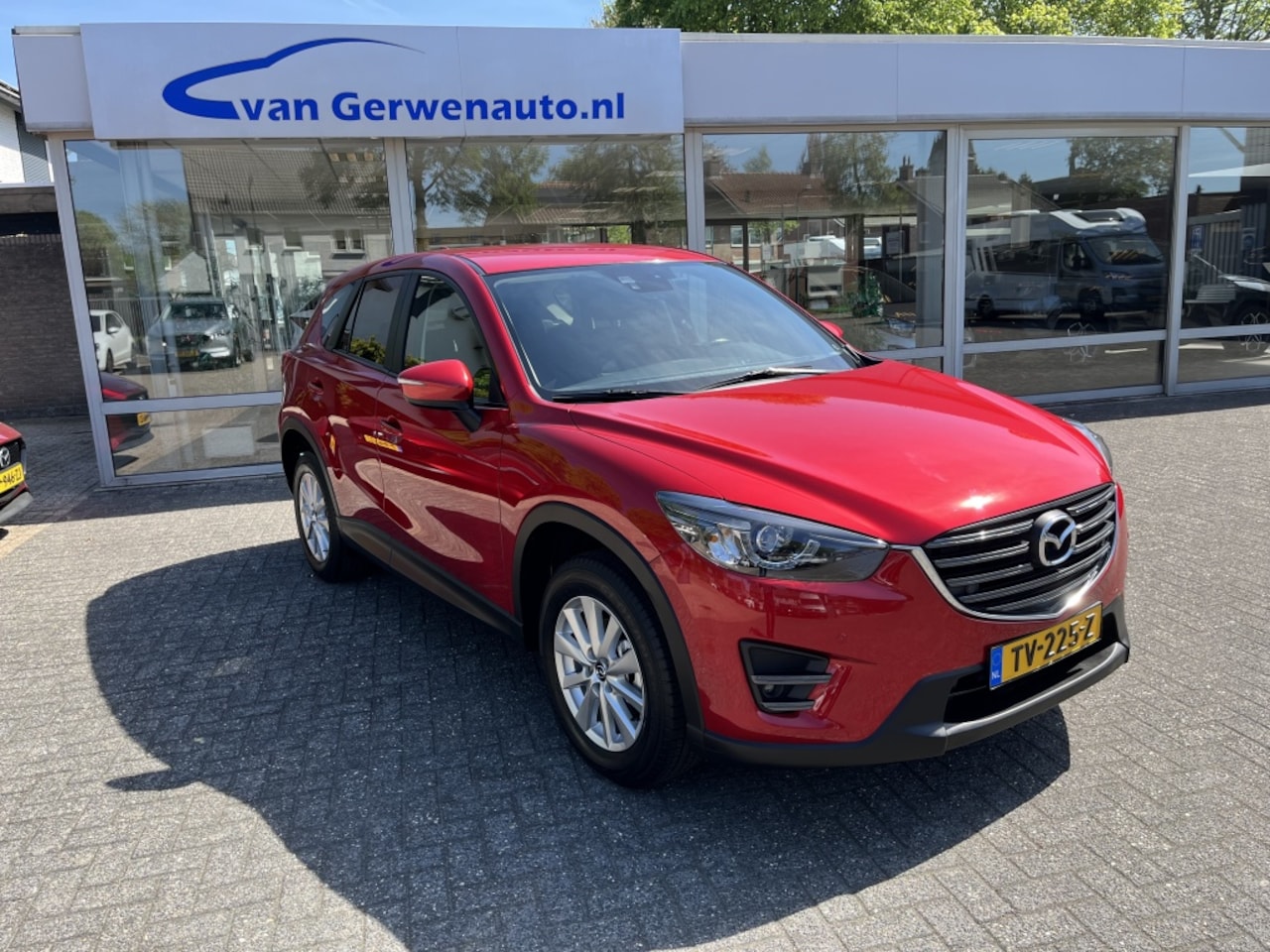 Mazda CX-5 - 2.0 Skyactiv-G 4WD | 165pk | Navigatie | Trekhaak | 1800kg Trekg - AutoWereld.nl
