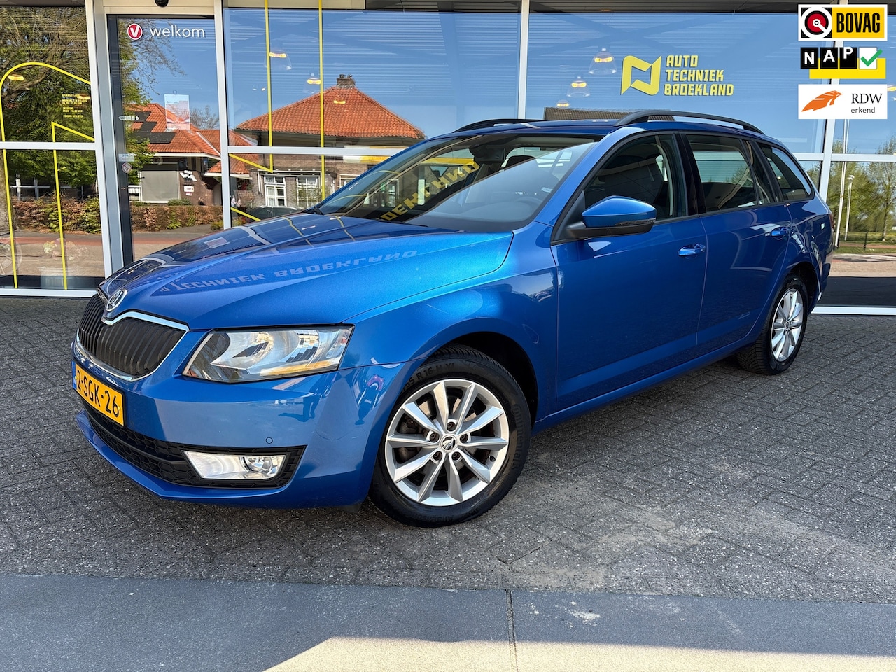 Skoda Octavia Combi - 1.2 TSI Greentech Ambition Businessline Automaat - AutoWereld.nl