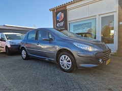 Peugeot 307 - 1.6-16V "Oxygo" Clima - Cruise - Trekhaak - Navi - Apk 06-06-2027
