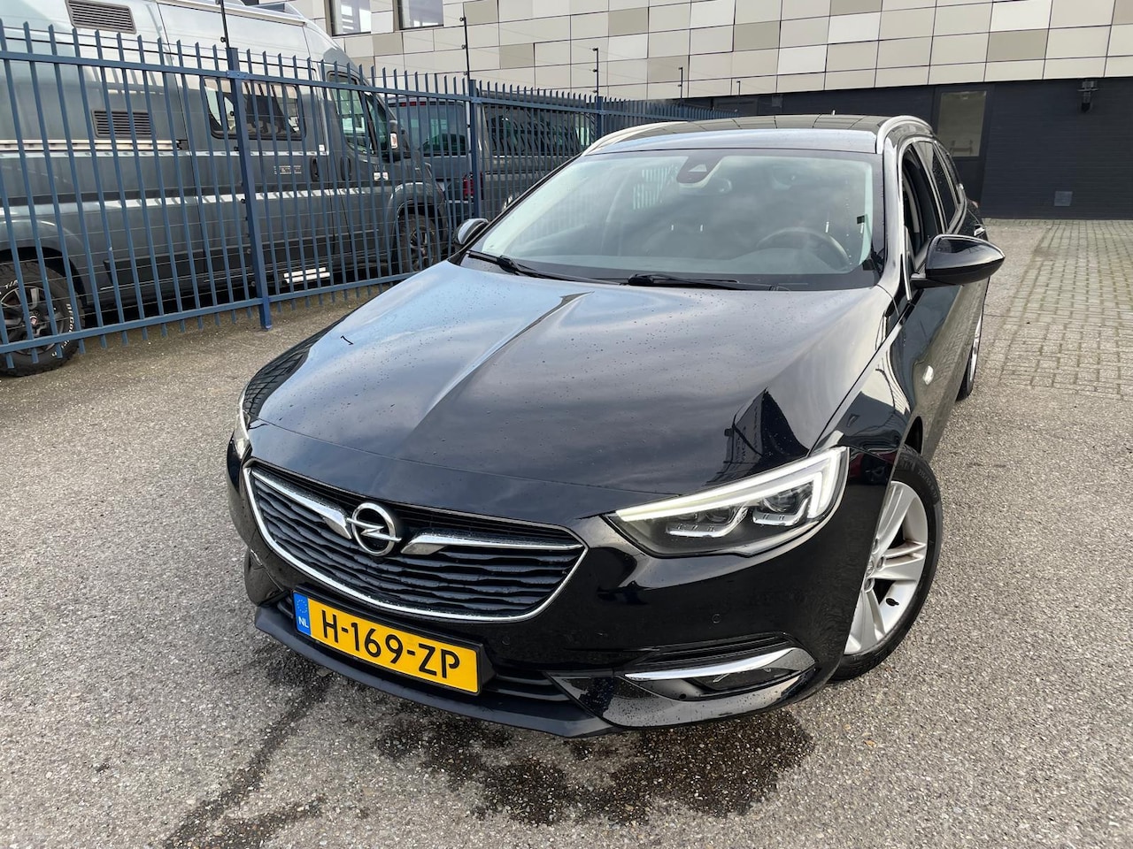 Opel Insignia Sports Tourer - 1.5 Turbo Innovation SPORT 1/2 LEER LED CARPLAY - AutoWereld.nl