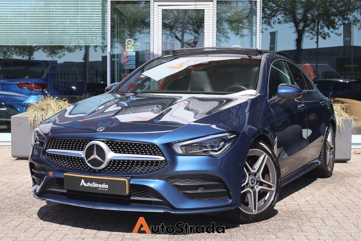 Mercedes-Benz CLA-Klasse - Coupé 200 AMG-LINE 163pk I Pano I Sfeerverlichting I Navi I Memory I Stoelverwarming | ACC - AutoWereld.nl