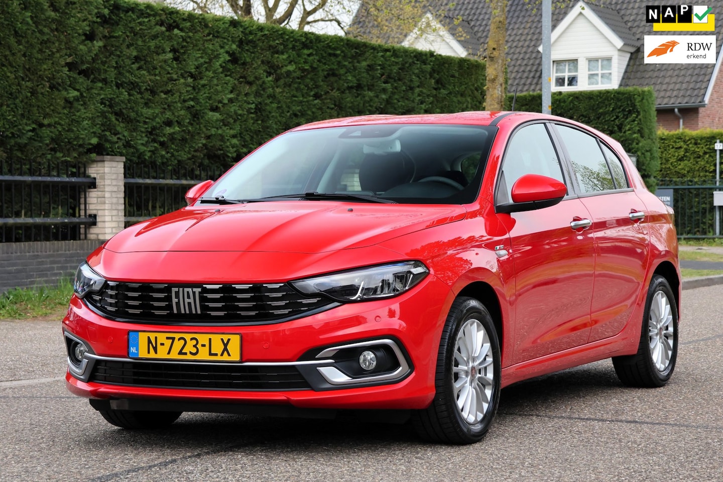 Fiat Tipo - 1.0 Life | NAVI | CLIMA | CRUISE | TREKHAAK | NAP | ZEER MOOIE GOED ONDERHOUDEN AUTO | - AutoWereld.nl