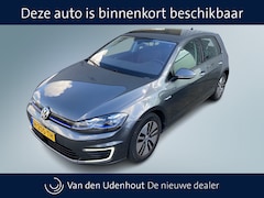 Volkswagen e-Golf - E-DITION | Full-LED | Navigatie | Android/Carplay | Warmtepomp // 05-2026 Verwacht