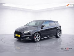 Ford Focus - 2.0 ST 250 PK LEER|KEYLESS|CRUISE|CLIMA|NAVI|