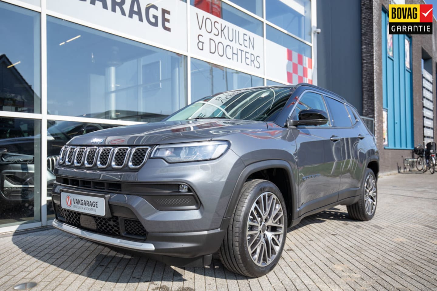 Jeep Compass - 1.3 TURBO T4 190 4XE LIMITED 4WD |Panoramadak - AutoWereld.nl