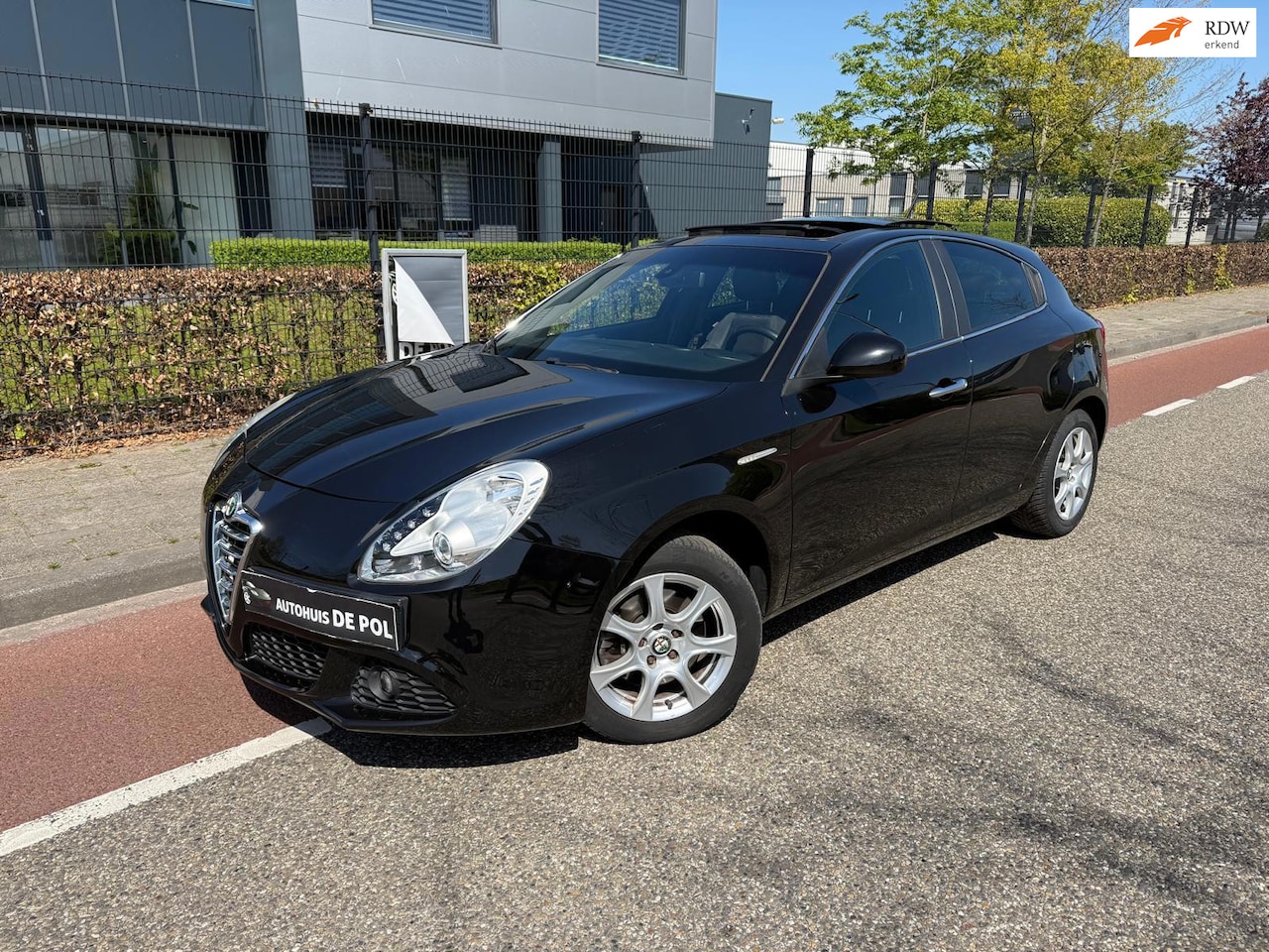 Alfa Romeo Giulietta - 1.4 T Progression Cruise/Climate-Control Panorama-Dak - AutoWereld.nl